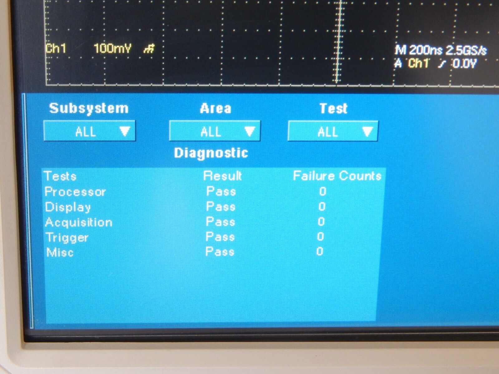 Tektronix TDS6604 Digital Storage Oscilloscope, 4 Channel, 6GHz, 20GS/s Tektronix TDS6604 Digital Storage Oscilloscope, 4 Channel, 6GHz, 20GS/s